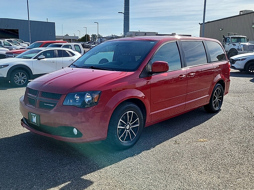 Certified 2016 Dodge Grand Caravan R/T
