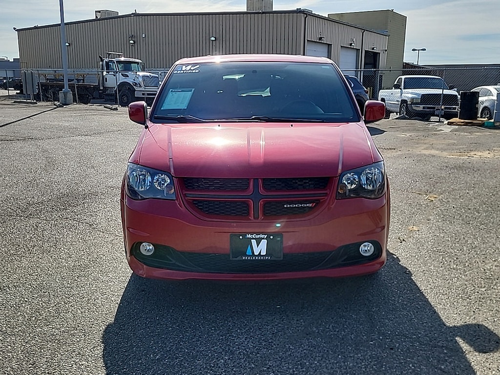 Certified 2016 Dodge Grand Caravan R/T