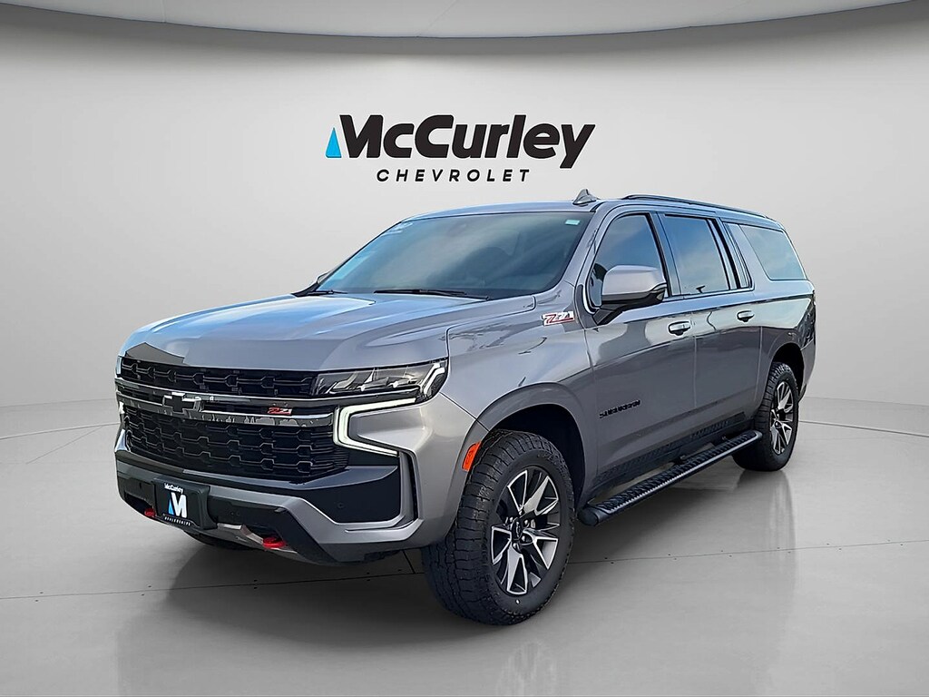 Used 2022 Chevrolet Suburban 4WD Z71