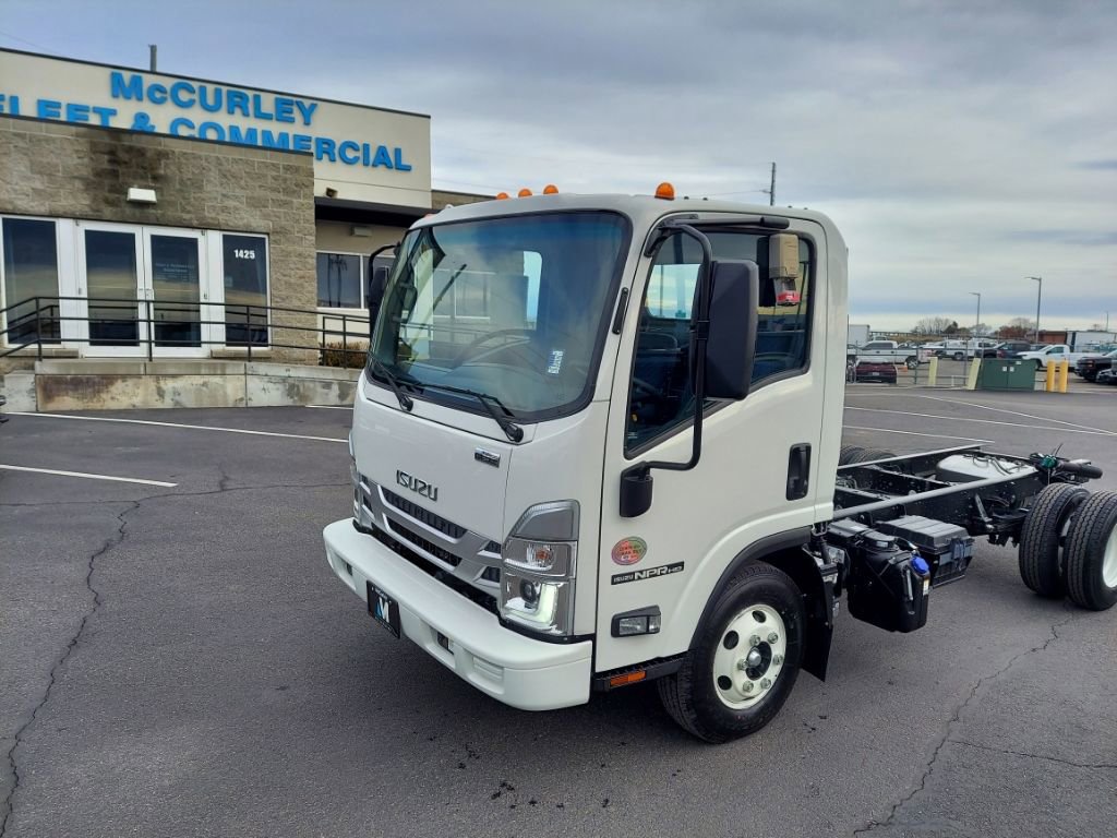  Isuzu NPR