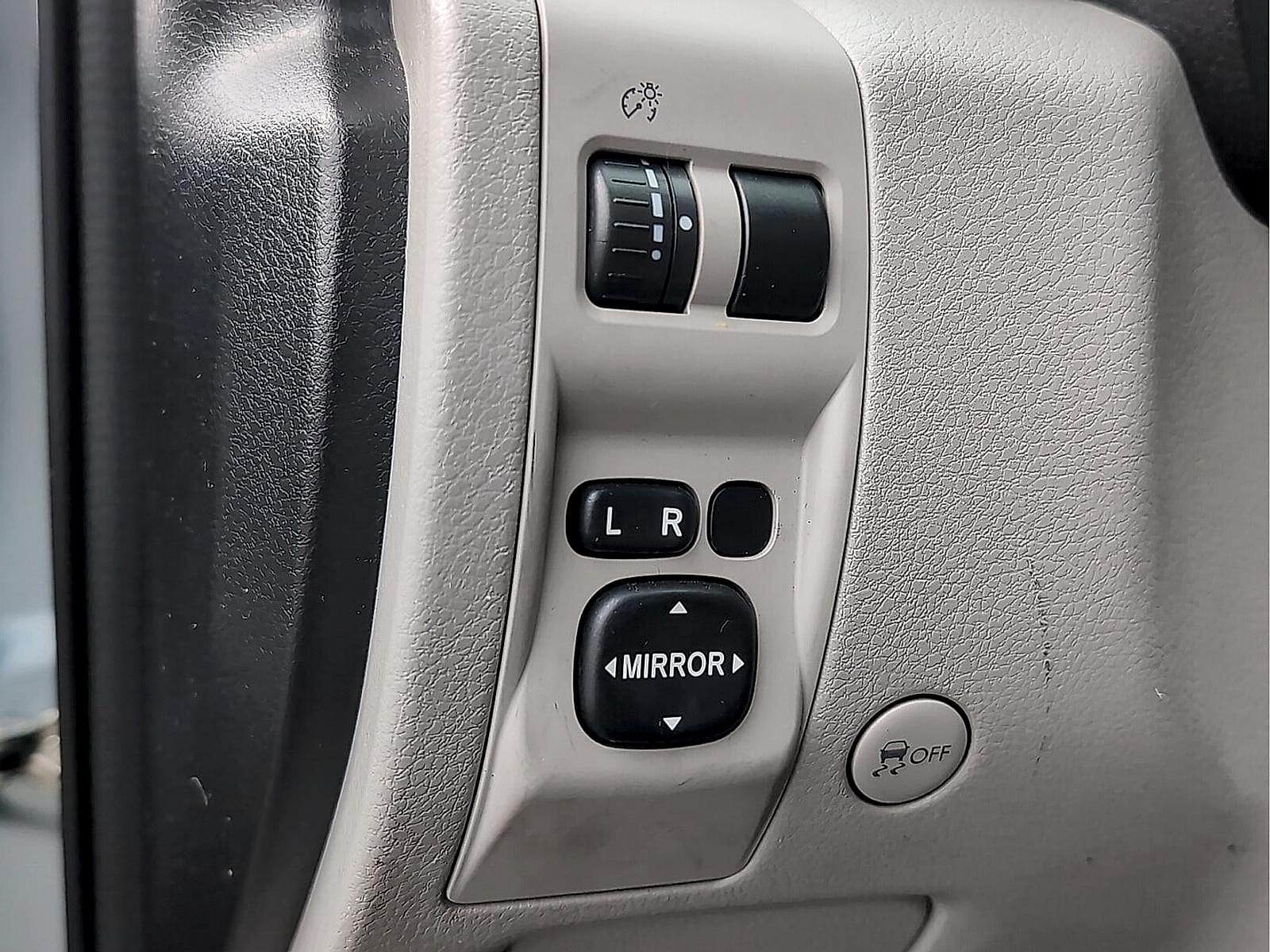 2011 Subaru Forester X - Photo 14