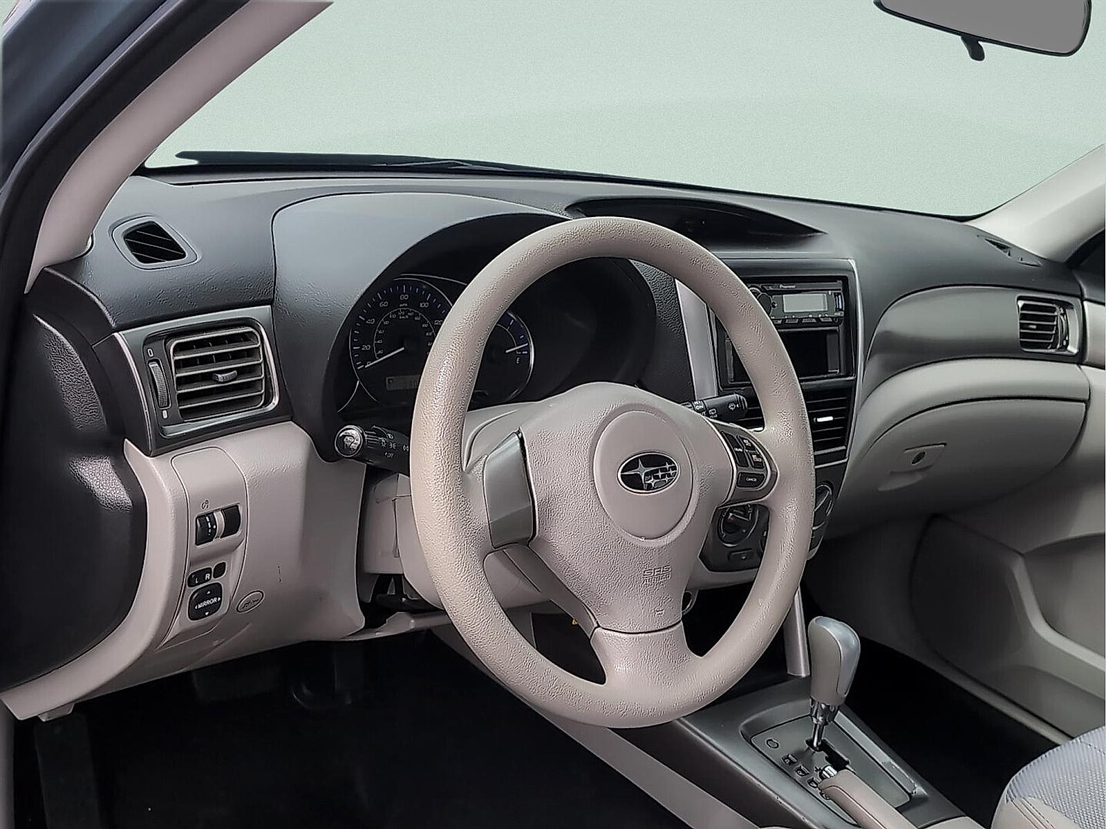 2011 Subaru Forester X - Photo 11