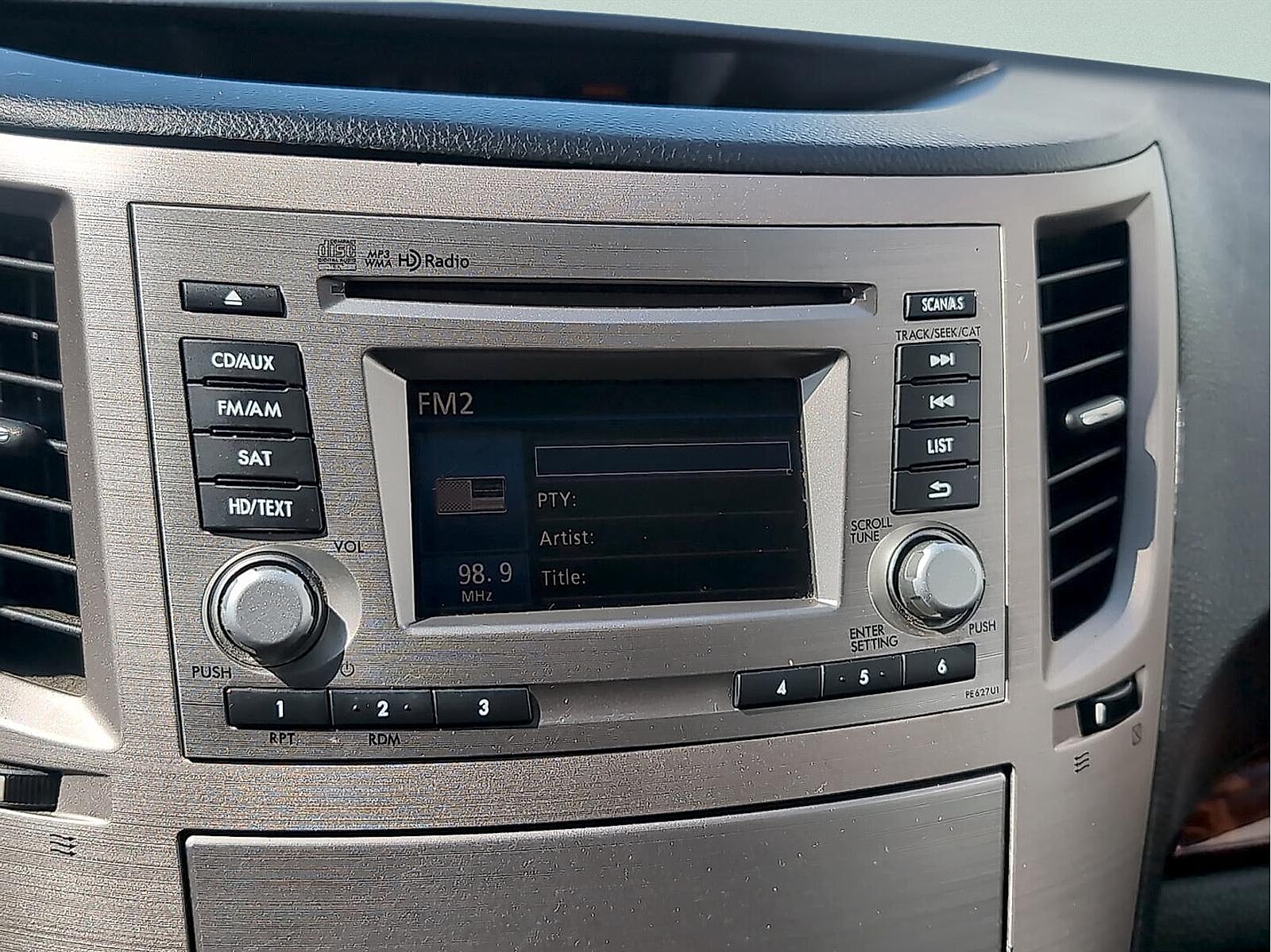 2012 Subaru Outback Limited - Photo 17