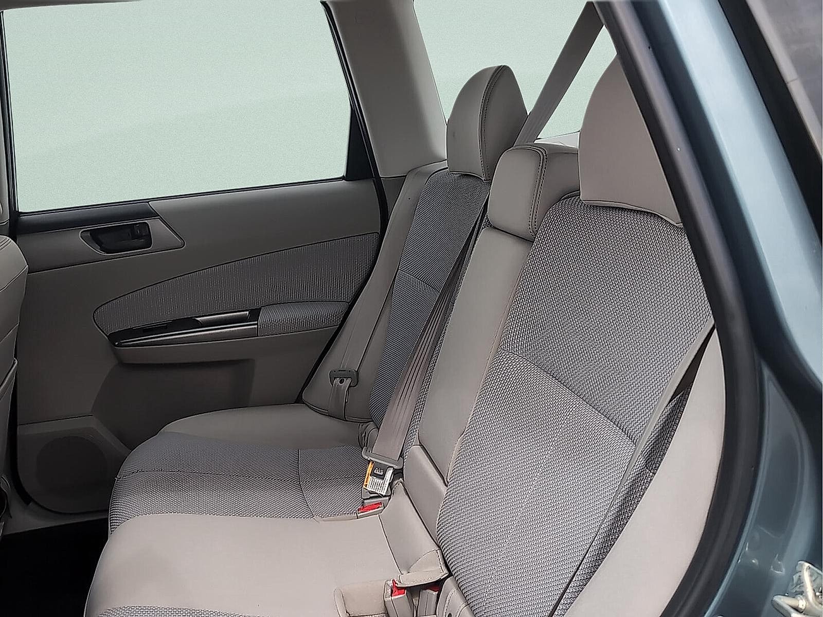 2011 Subaru Forester X - Photo 8