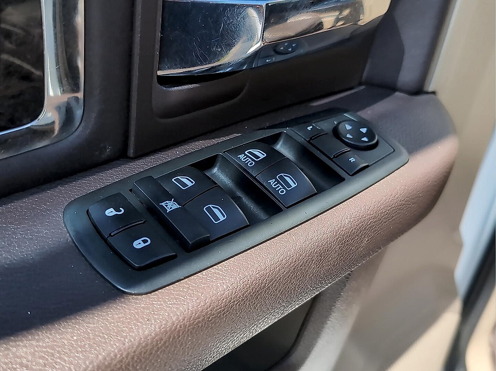 2012 RAM Ram 1500 Pickup Laramie Longhorn - Photo 16