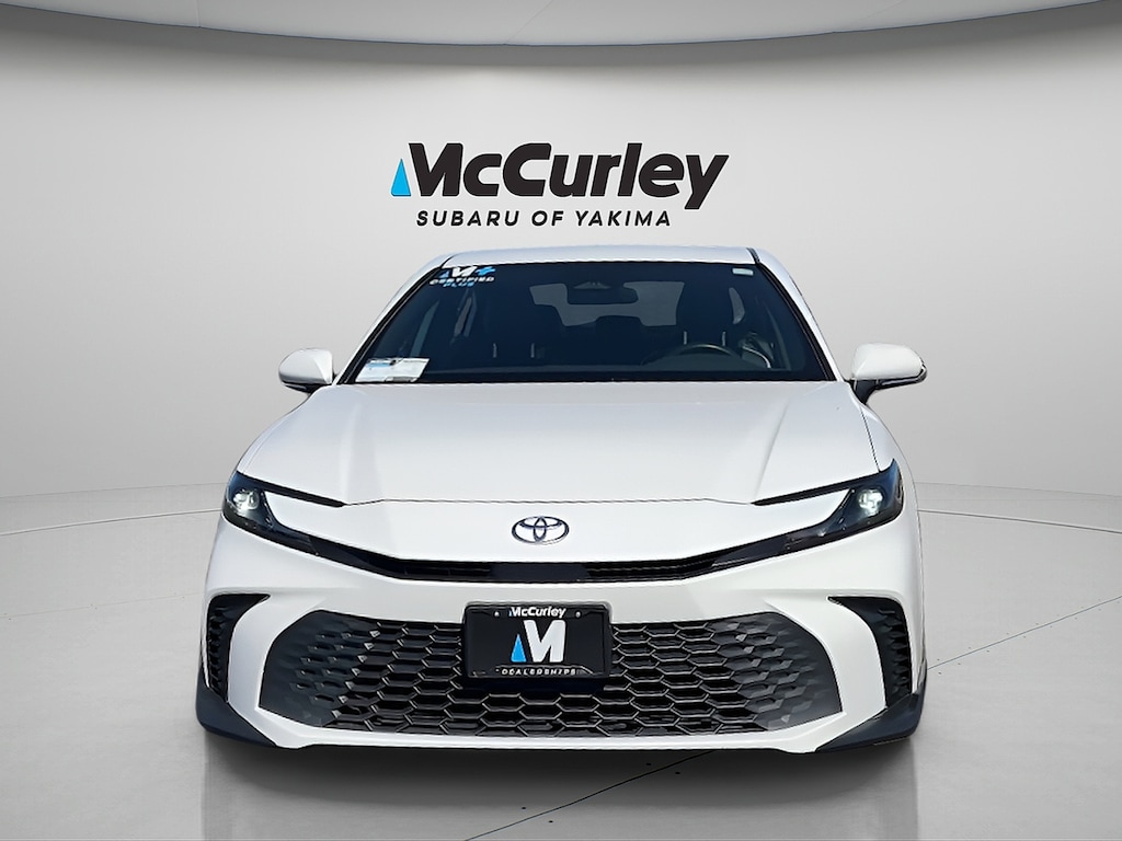 Used 2025 Toyota Camry SE Sedan