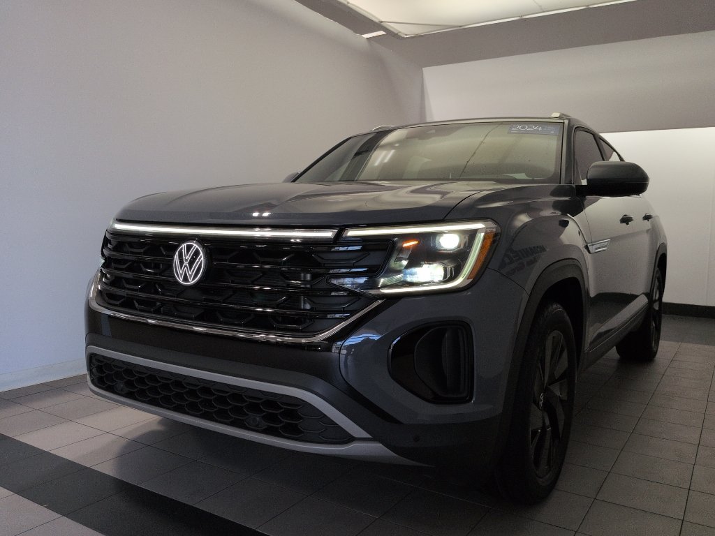 Certified 2024 Volkswagen Atlas Cross Sport 2.0T SE w/Technology SUV