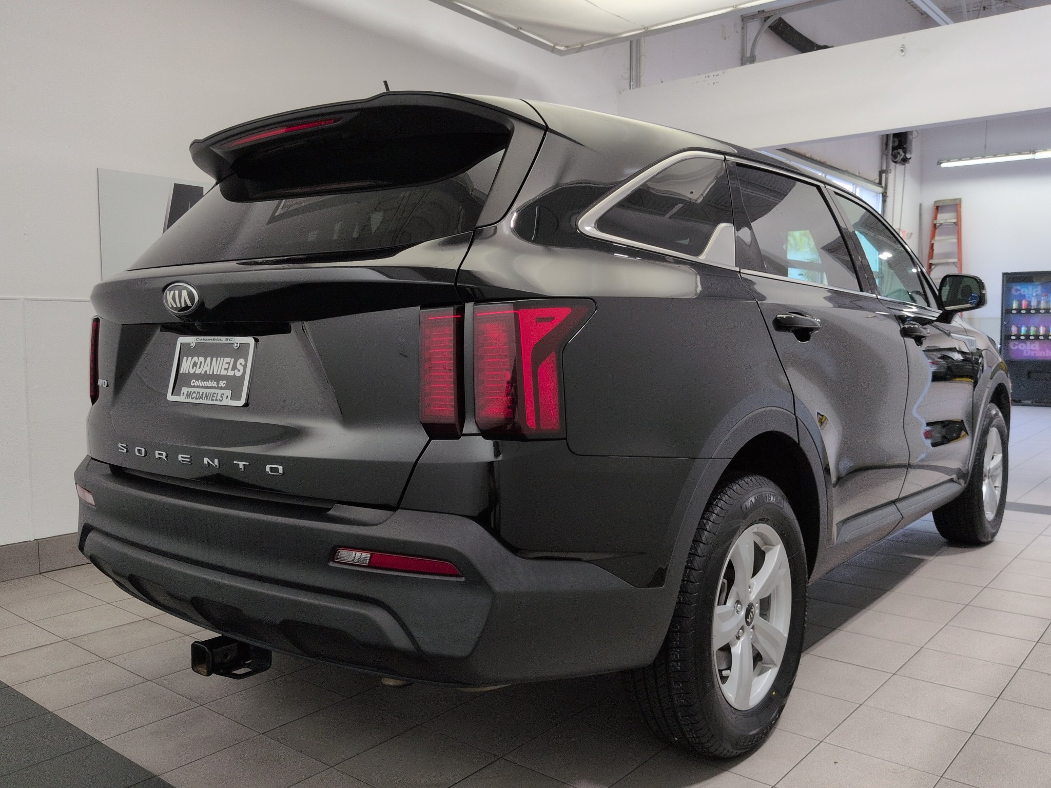 Used 2021 Kia Sorento LX SUV