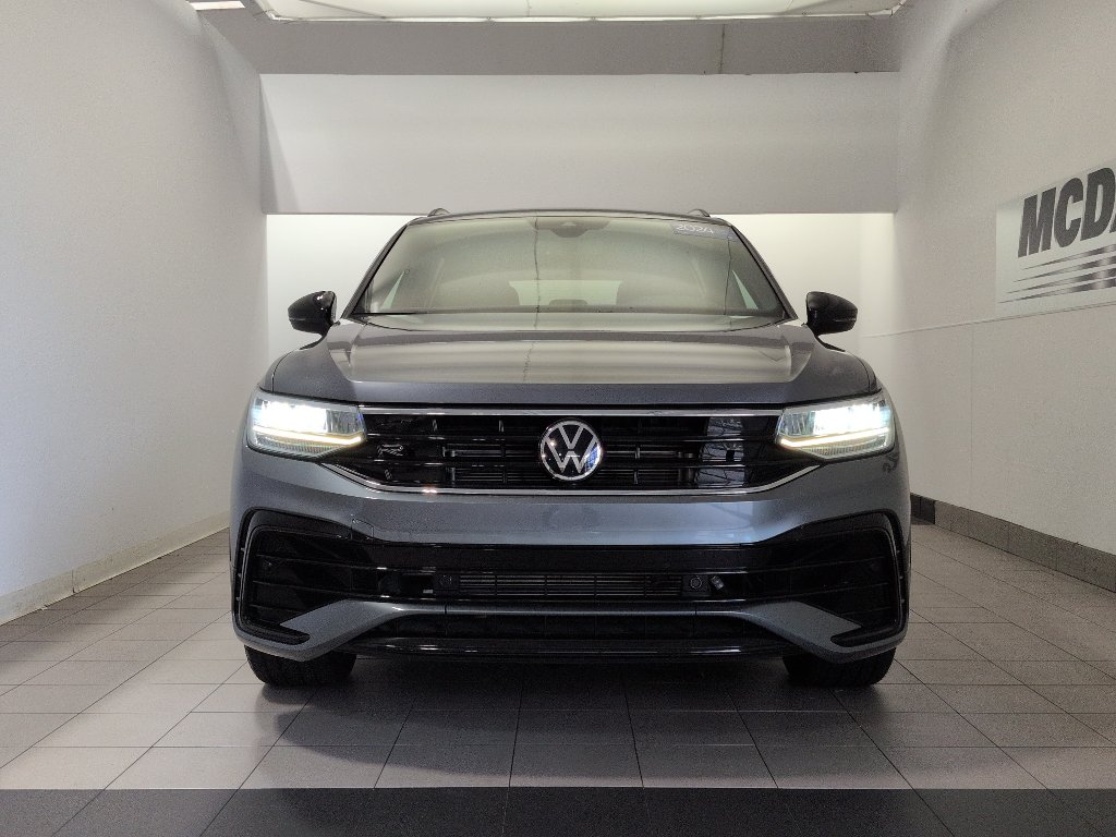 Certified 2024 Volkswagen Tiguan SE R-Line Black 2.0T SE R-Line Black FWD