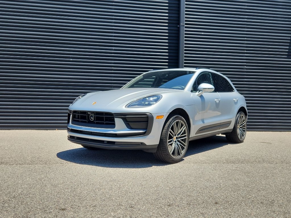 2026 Porsche Macan
