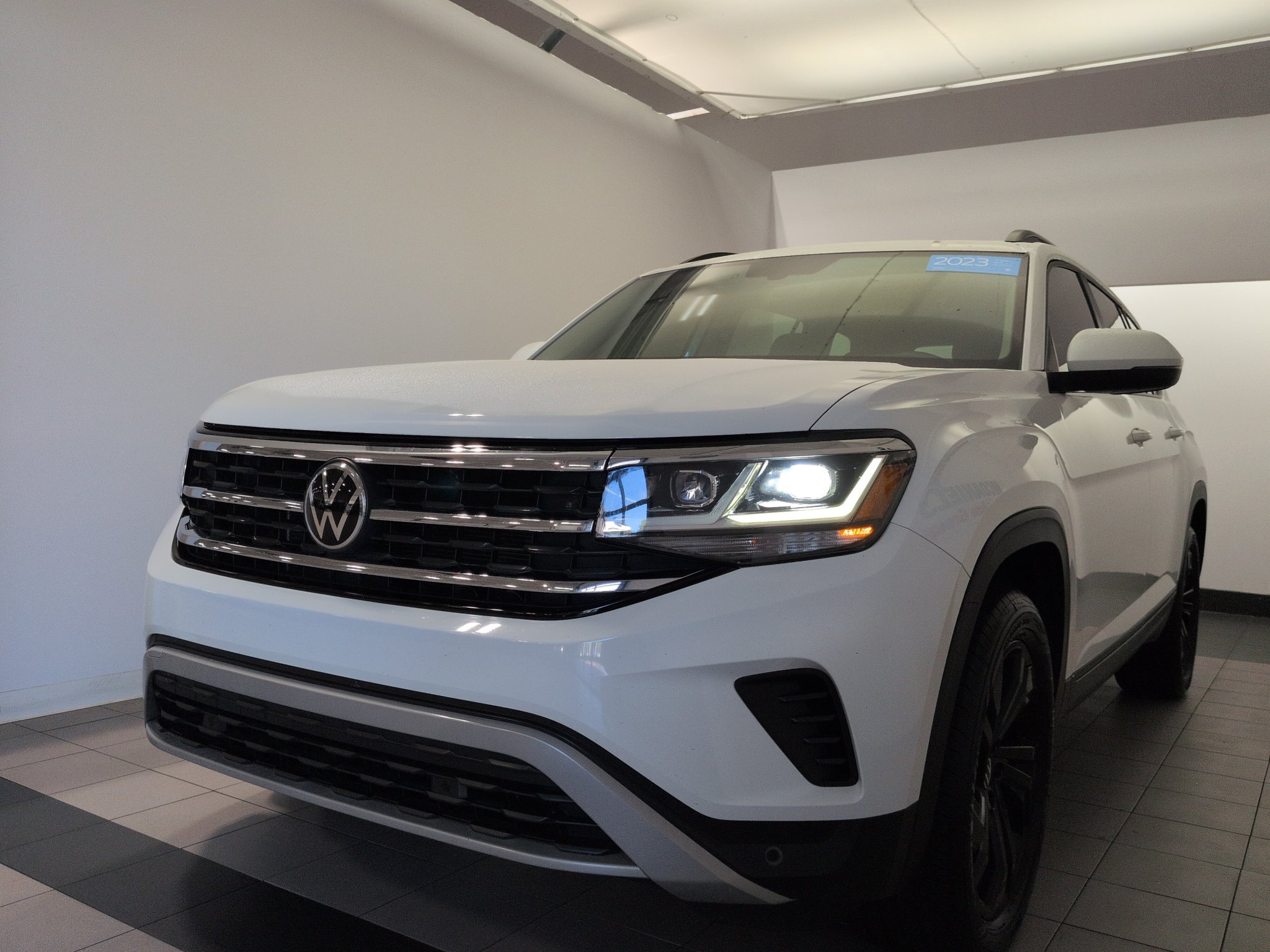 Certified 2023 Volkswagen Atlas 3.6L V6 SE w/Technology SUV