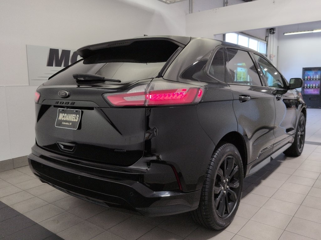 Used 2022 Ford Edge SE SUV