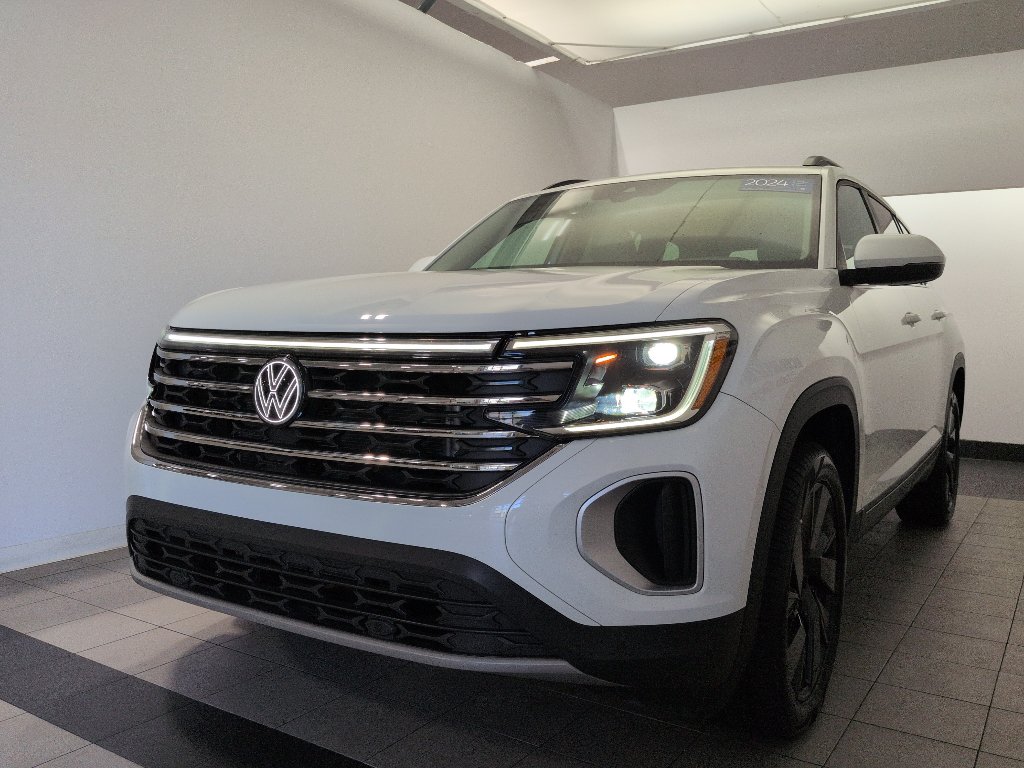 Certified 2024 Volkswagen Atlas 2.0T SE w/Technology 2.0T SE w/Technology FWD