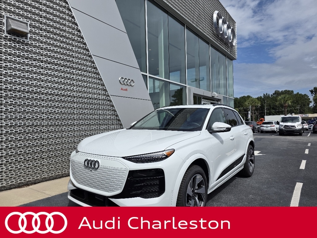 New 2027 Audi Q6 e-tron Premium Sport Utility