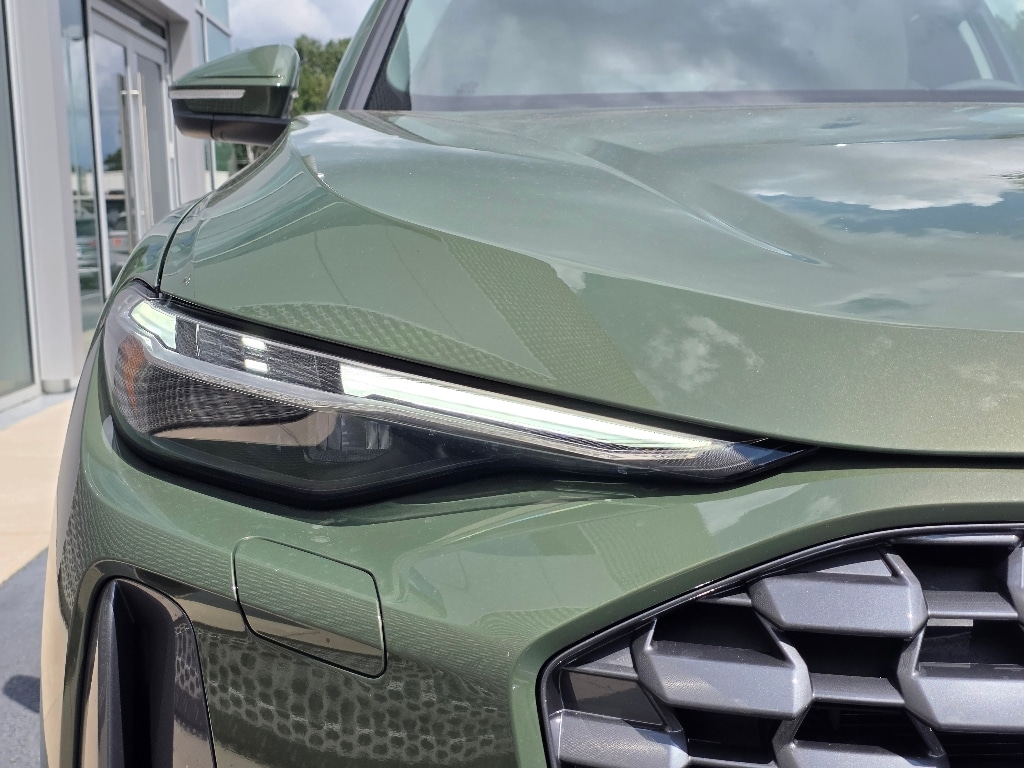 New 2026 Audi Q5 2.0T Premium SUV