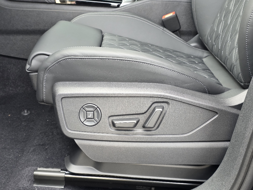 2026 Audi SQ5 Premium Plus - Photo 25