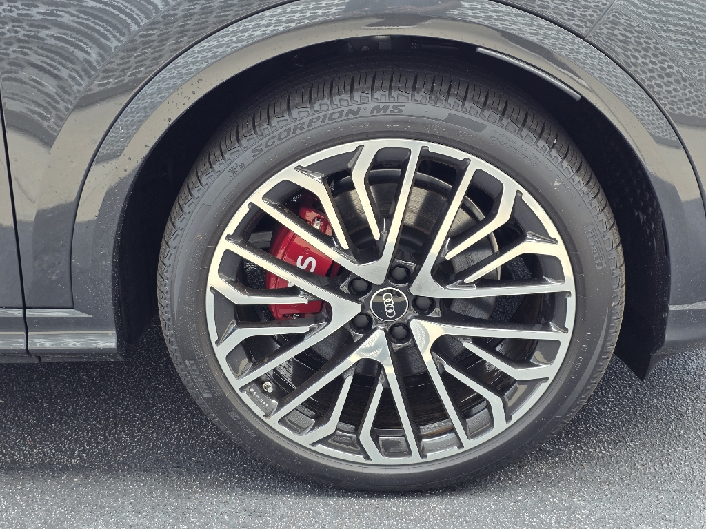 2026 Audi SQ5 Premium Plus - Photo 11