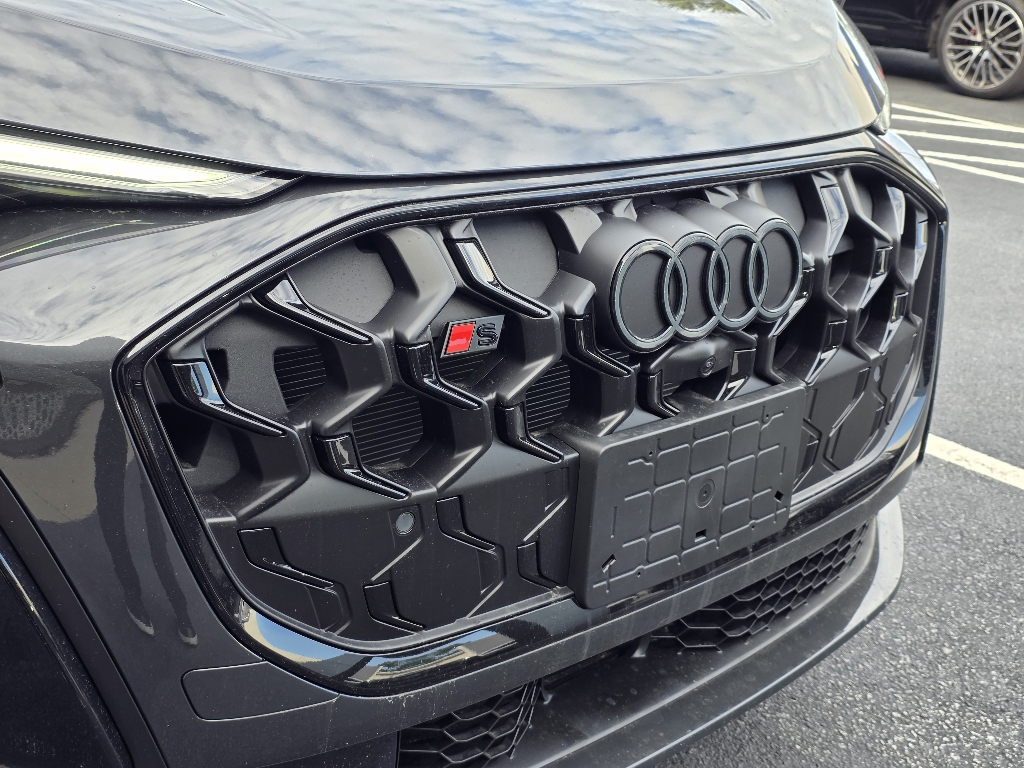 2026 Audi SQ5 Premium Plus - Photo 8
