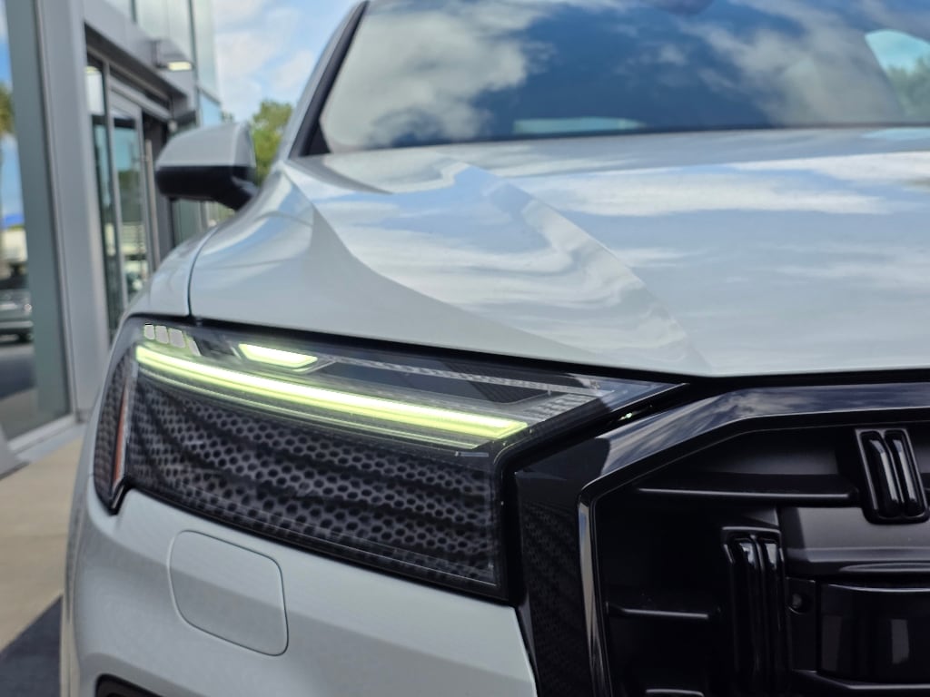 New 2026 Audi Q7 45 Premium Sport Utility