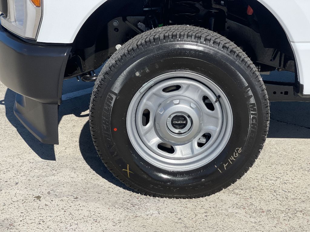 2026 Ford F-350 Super Duty XL - Photo 35
