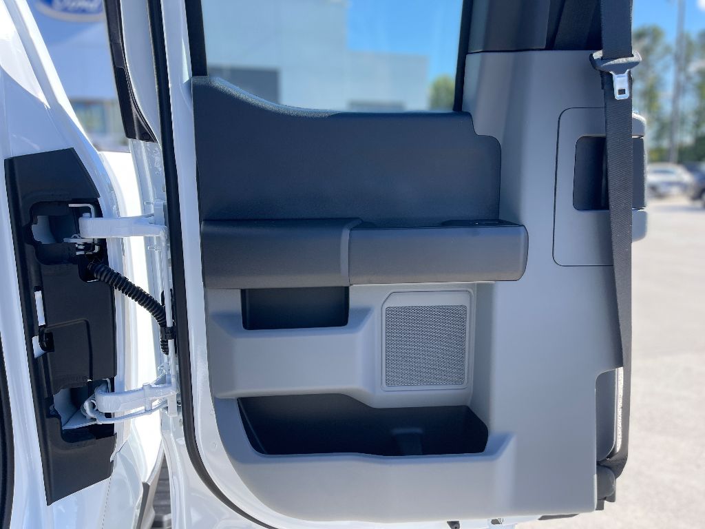 2026 Ford F-350 Super Duty XL - Photo 32