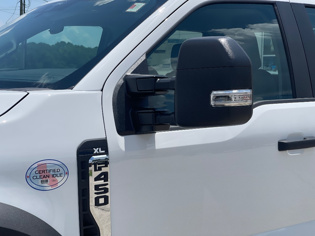 New 2026 Ford F-450 Chassis XL Truck Crew Cab
