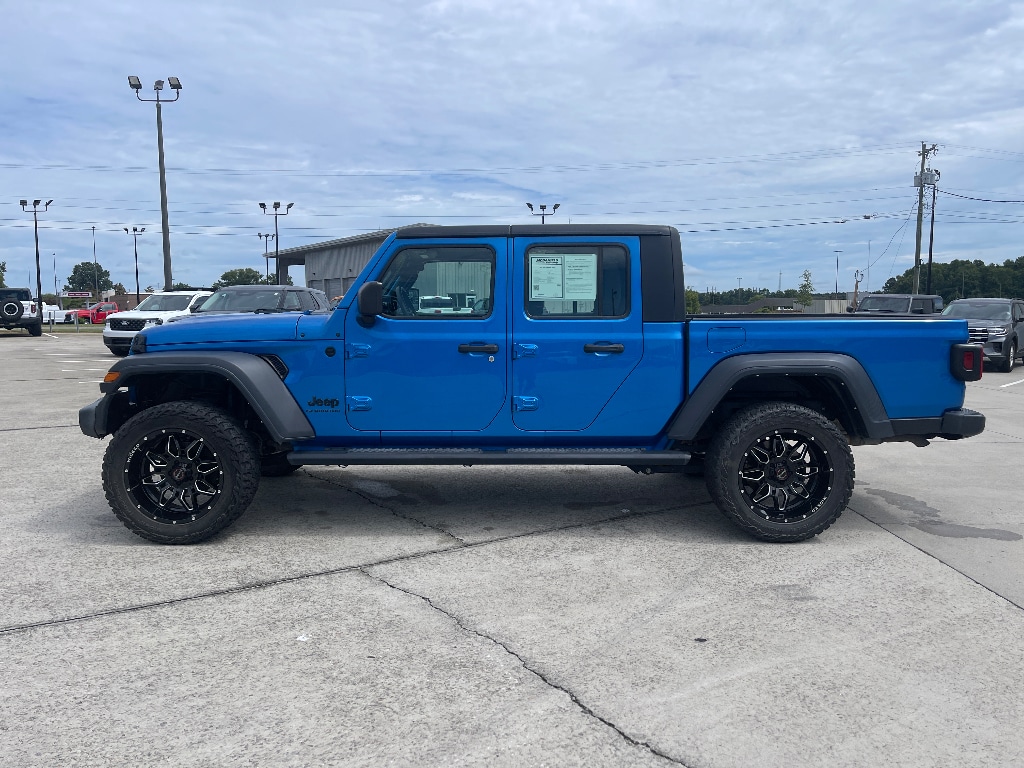 Used 2021 Jeep Gladiator Sport Truck Crew Cab