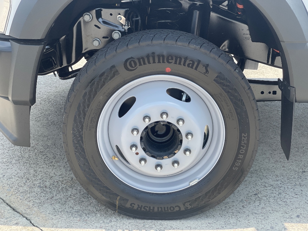 New 2026 Ford F-450 Chassis XL Truck Crew Cab