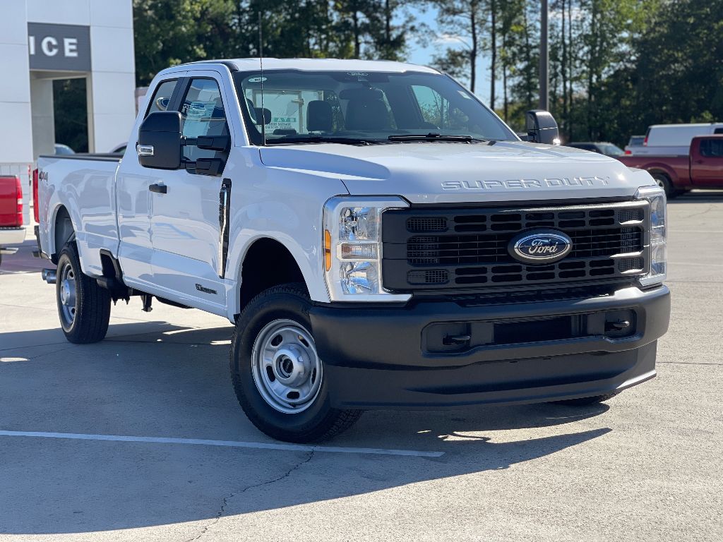 2026 Ford F-350 Super Duty XL - Photo 3