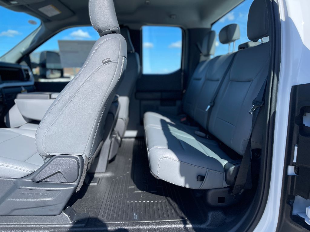 2026 Ford F-350 Super Duty XL - Photo 33