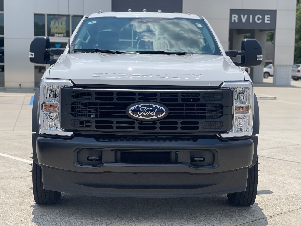 New 2026 Ford F-450 Chassis XL Truck Crew Cab