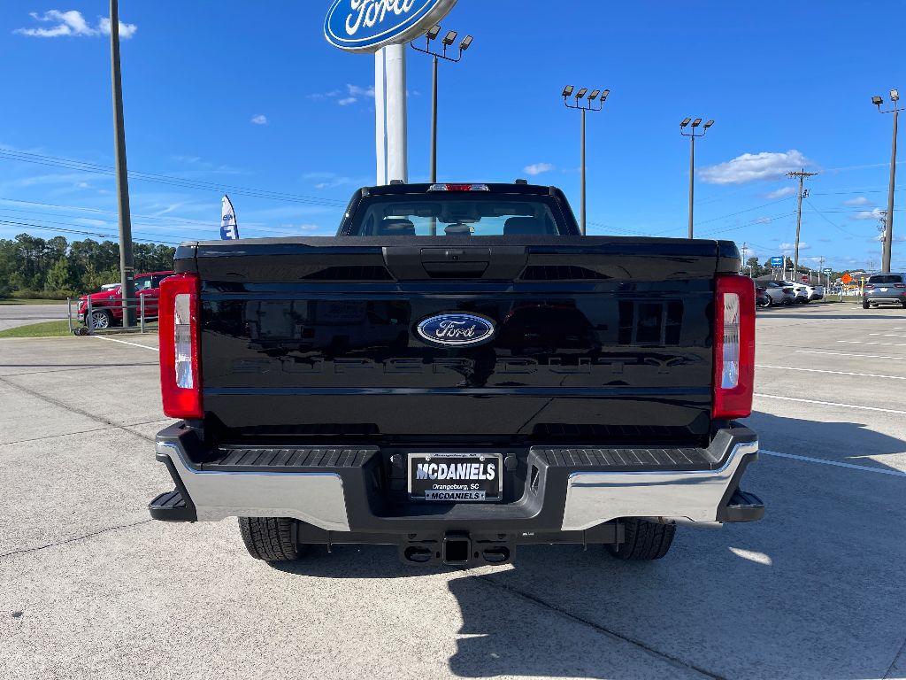 2026 Ford F-350 Super Duty XL - Photo 8