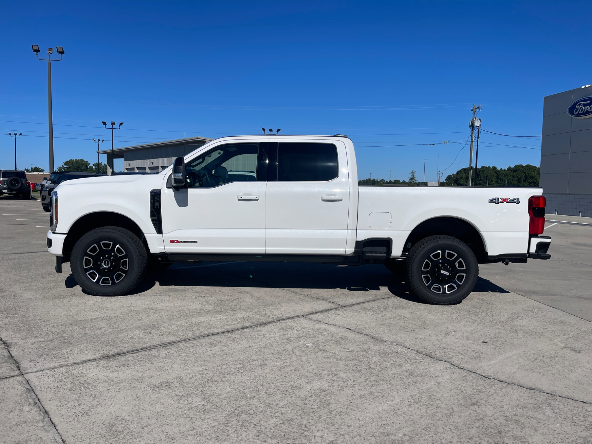 New 2027 Ford F-250 Platinum Truck Crew Cab