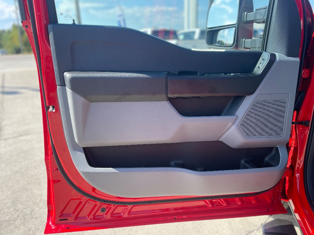 2026 Ford F-250 Super Duty XL - Photo 11