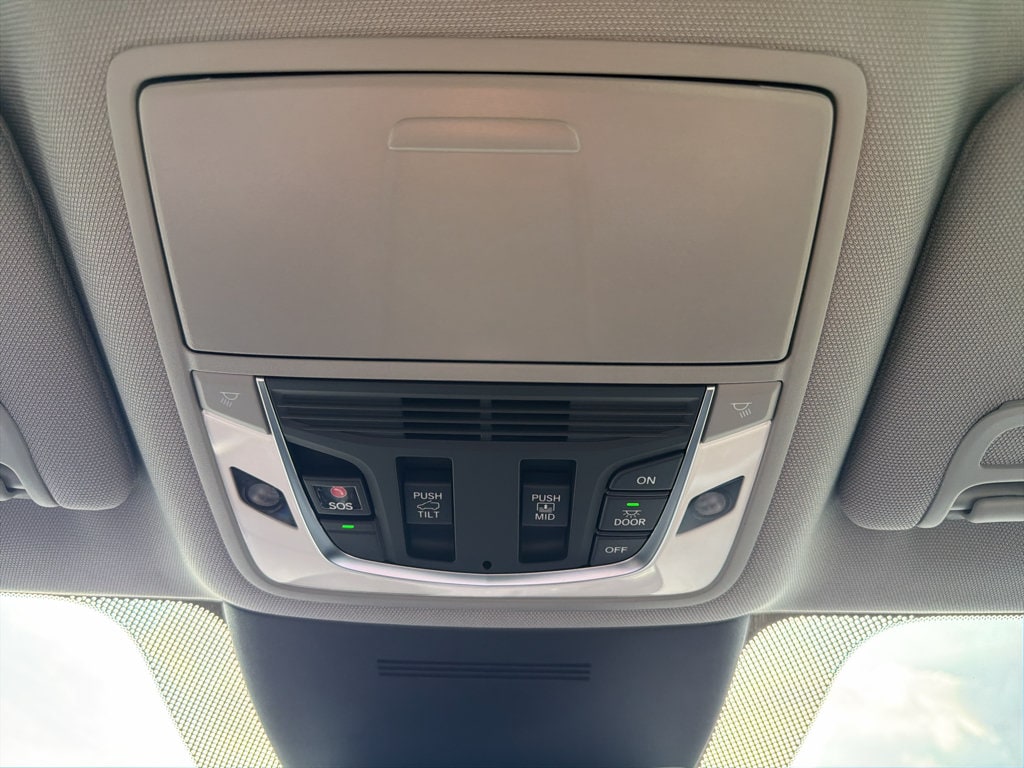 2026 Acura MDX Technology Package - Photo 9