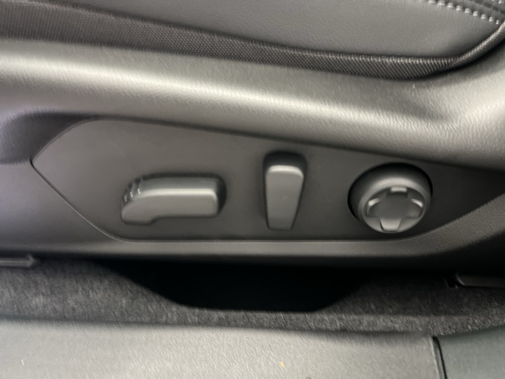 2026 Subaru Outback Touring - Photo 15