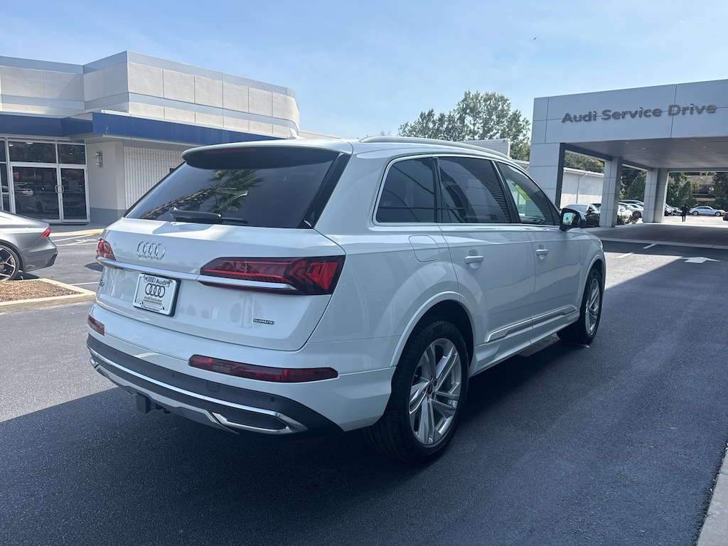 Used 2023 Audi Q7 Premium Sport Utility