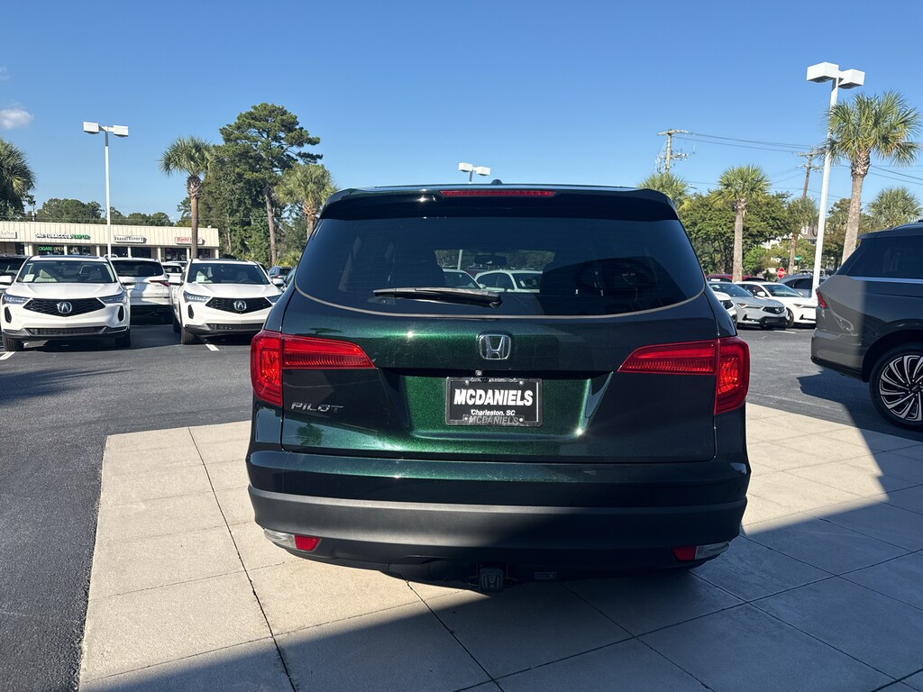 Used 2017 Honda Pilot EX-L w/Navigation FWD SUV