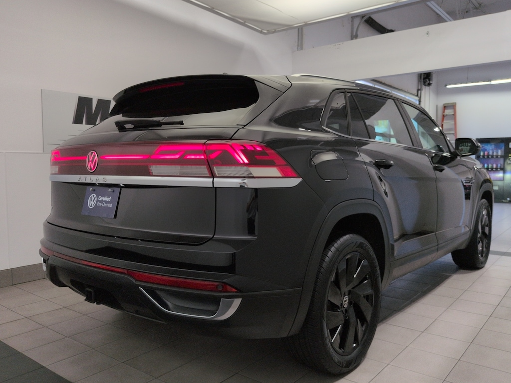 Certified 2024 Volkswagen Atlas Cross Sport 2.0T SE w/Technology SUV