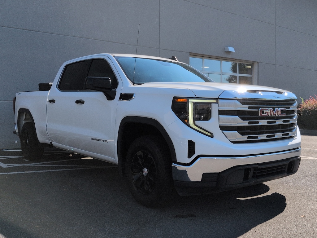 Used 2022 GMC Sierra 1500 SLE Truck Crew Cab