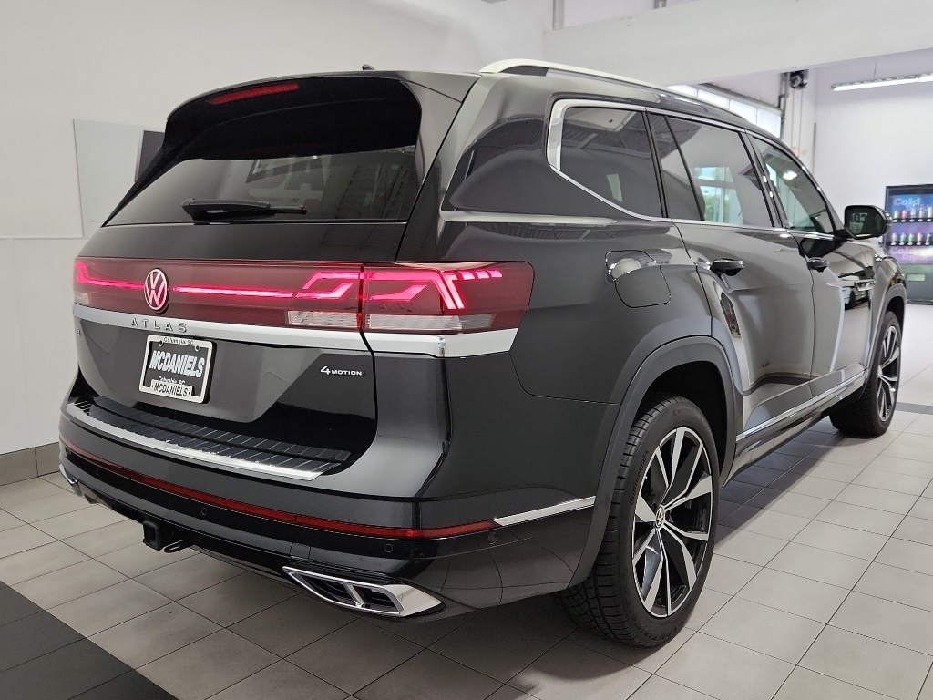 Used 2024 Volkswagen Atlas 2.0T SEL Premium R-Line SUV