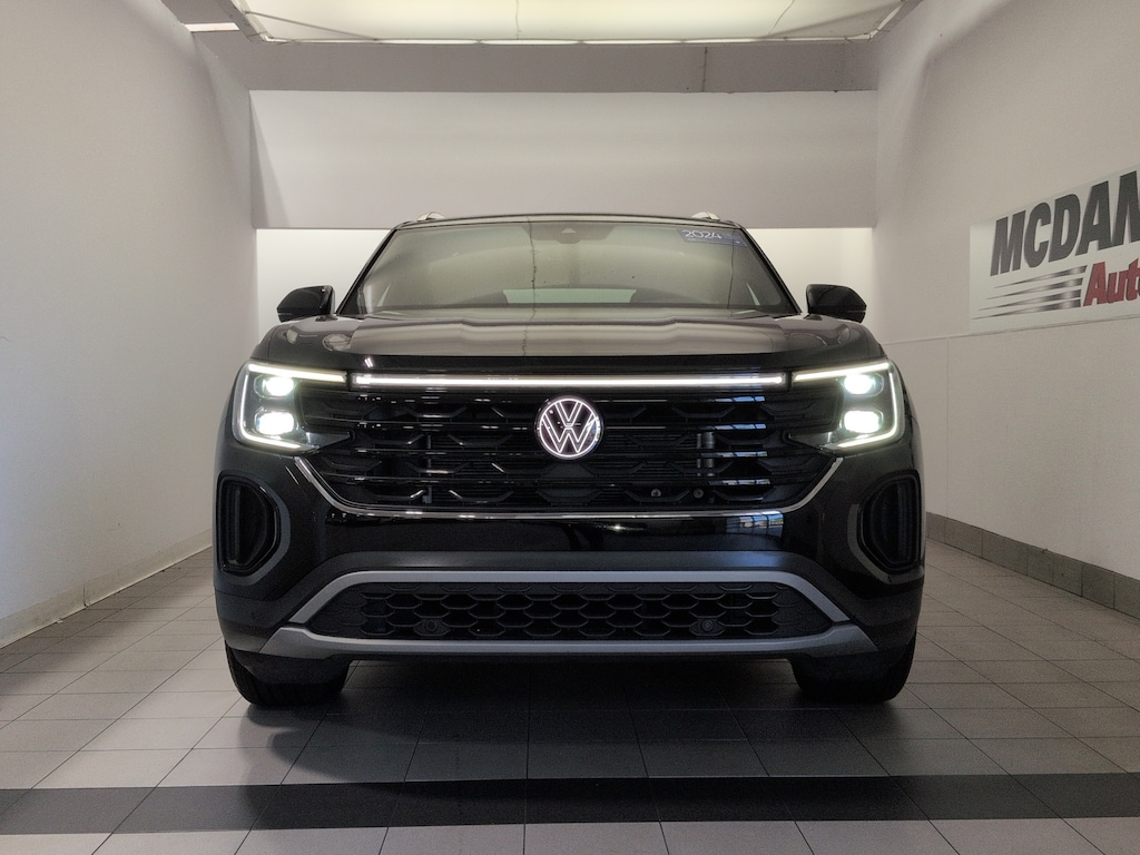 Certified 2024 Volkswagen Atlas Cross Sport 2.0T SE w/Technology SUV