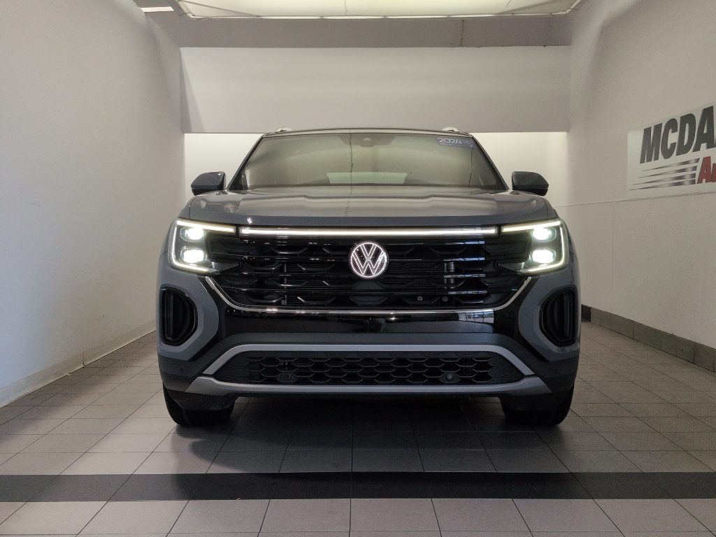 Certified 2024 Volkswagen Atlas Cross Sport 2.0T SE w/Technology SUV