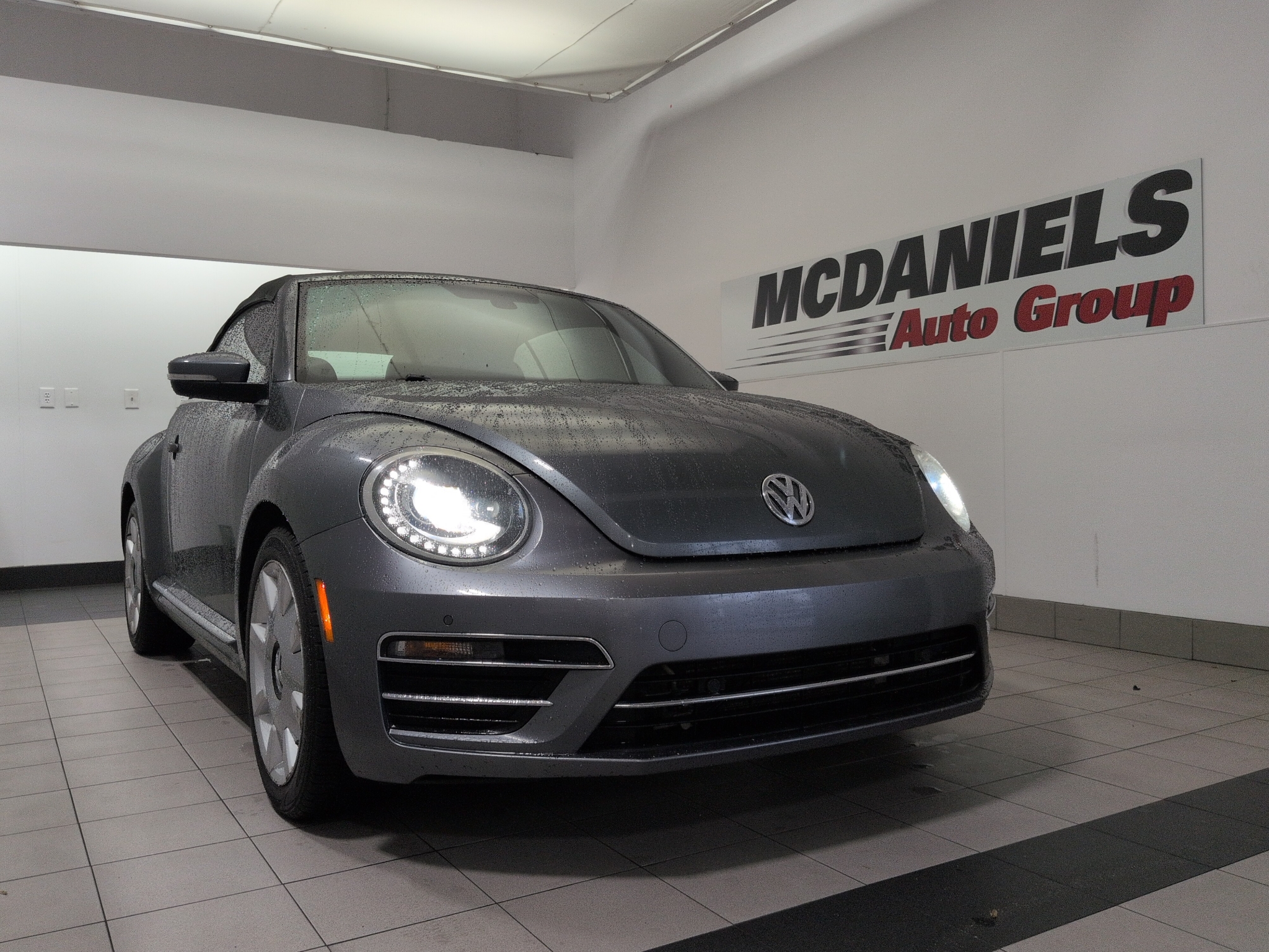 Used 2017 Volkswagen Beetle 1.8T SEL Convertible