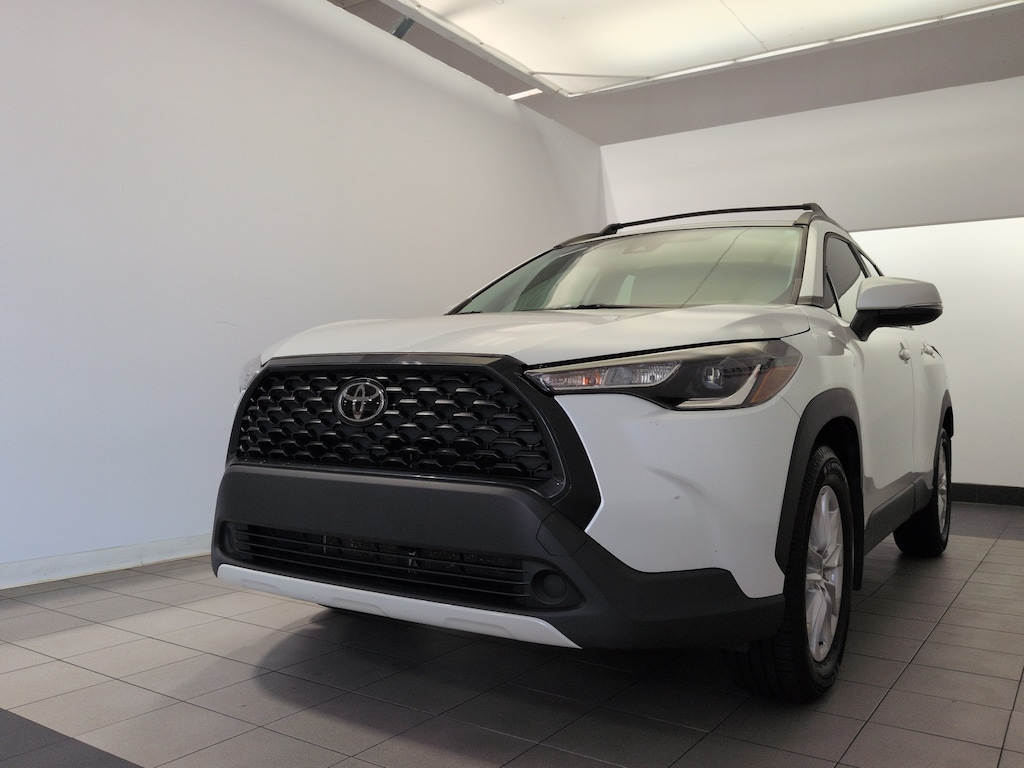 Used 2022 Toyota Corolla Cross LE SUV