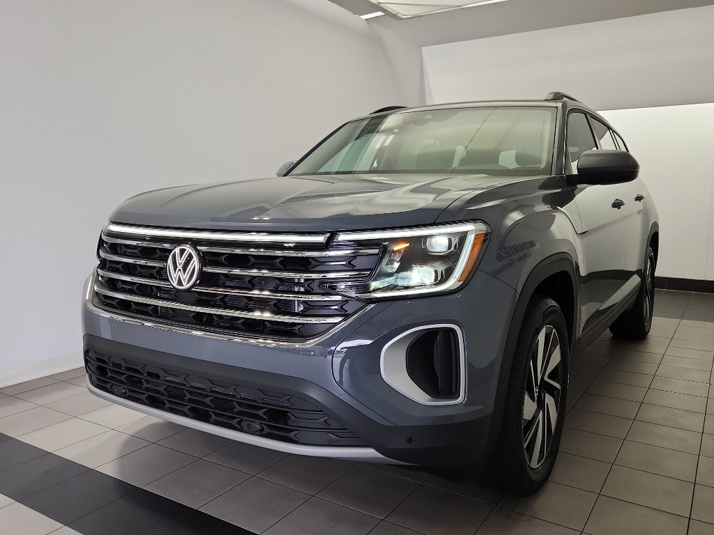 New 2026 Volkswagen Atlas 2.0T SE w/Technology Sport Utility