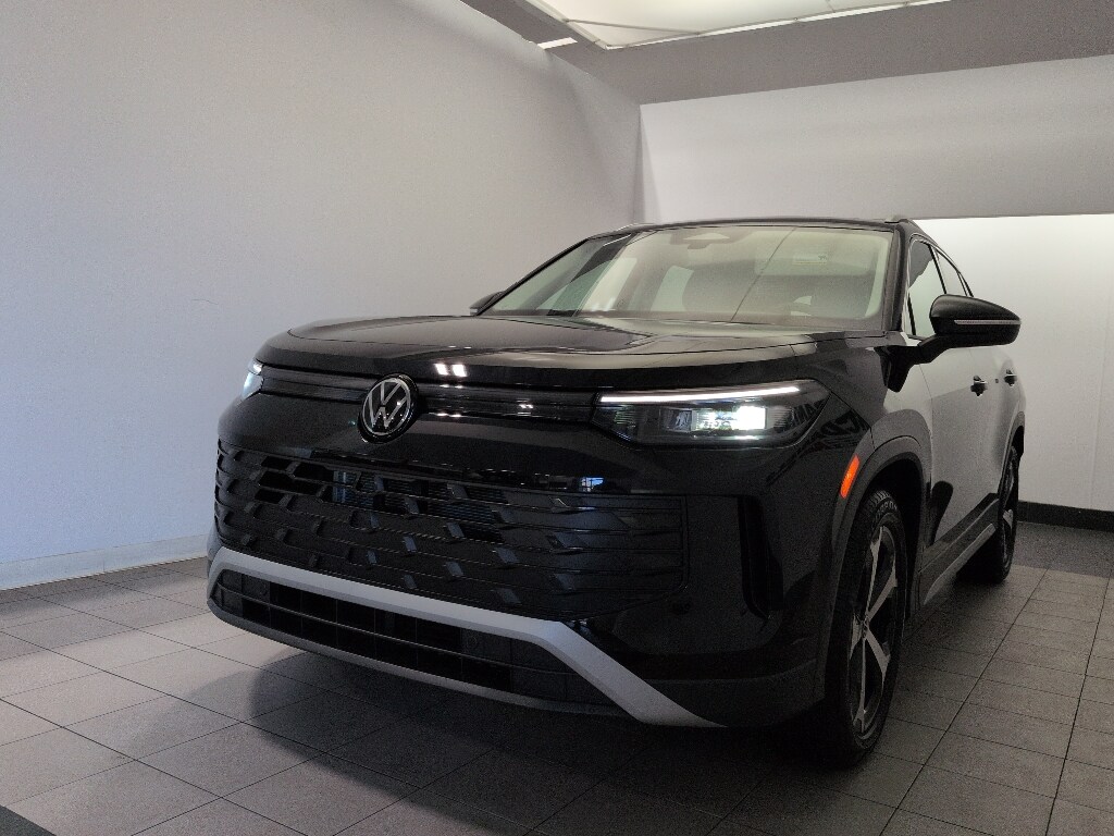 New 2026 Volkswagen Tiguan SE SUV