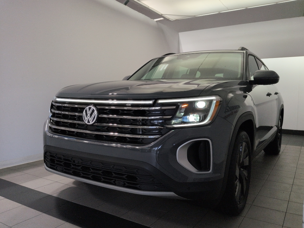 New 2026 Volkswagen Atlas 2.0T SE w/Technology Sport Utility