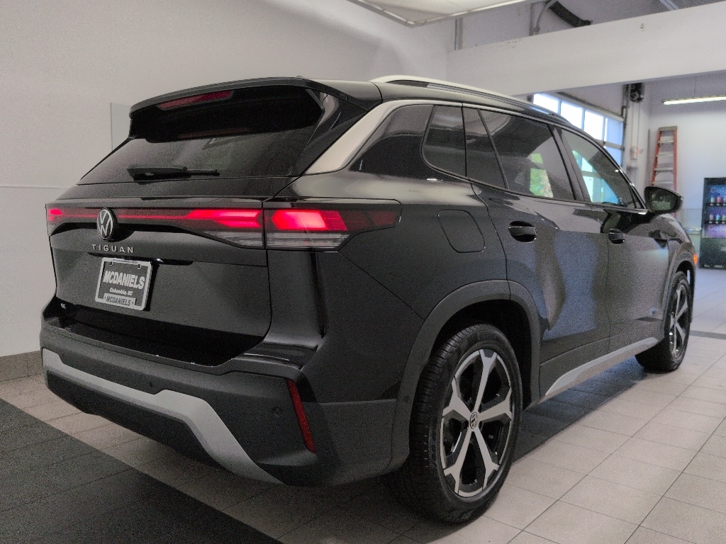 New 2026 Volkswagen Tiguan SE SUV
