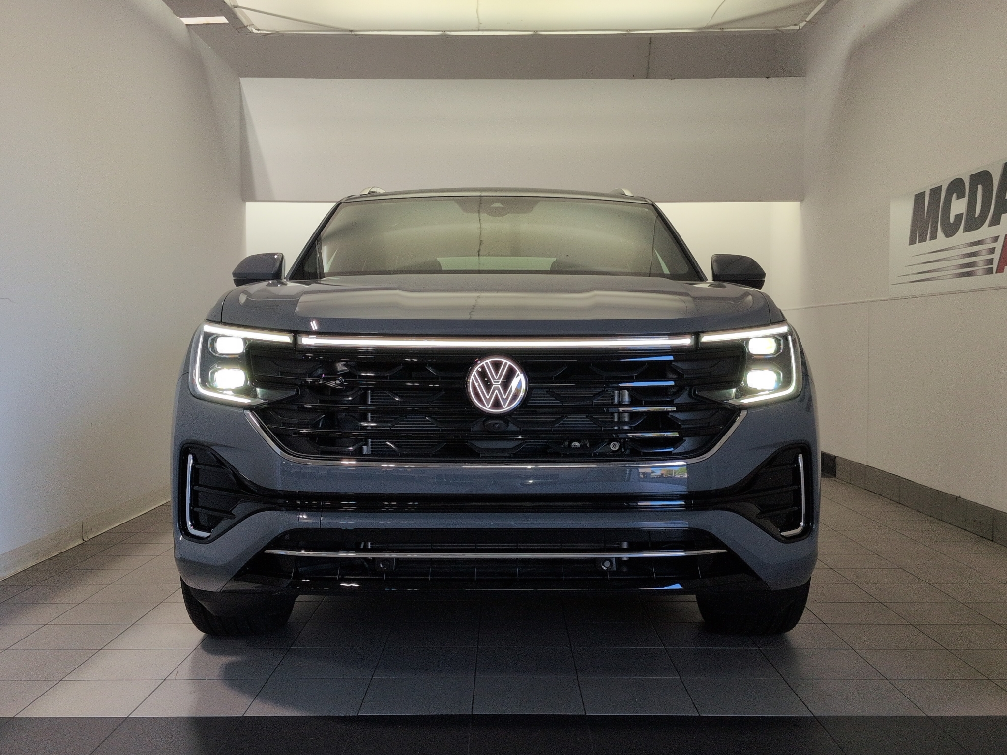 New 2026 Volkswagen Atlas Cross Sport 2.0T SEL Premium R-Line Sport Utility